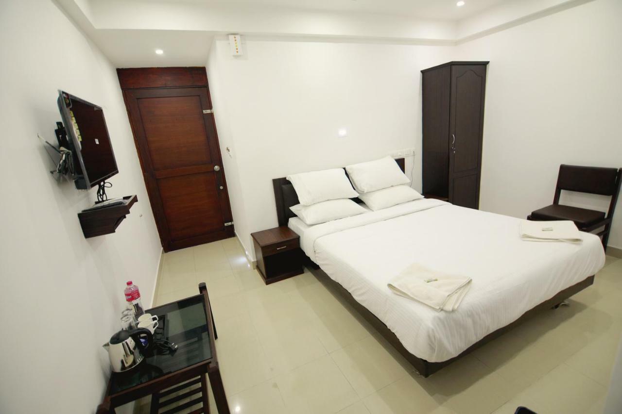 Ss Beach Resort Varkala Eksteriør bilde