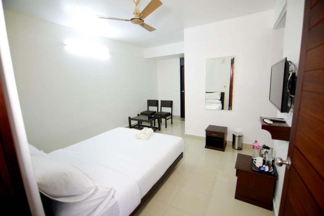 Ss Beach Resort Varkala Eksteriør bilde